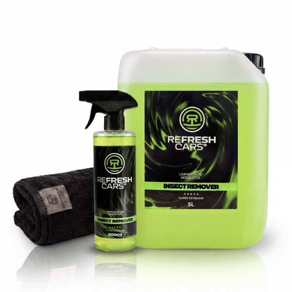 Limpiador de mosquitos Refresh Cars garrafa 5L con spray 500ml y microfibra sobre fondo blanco